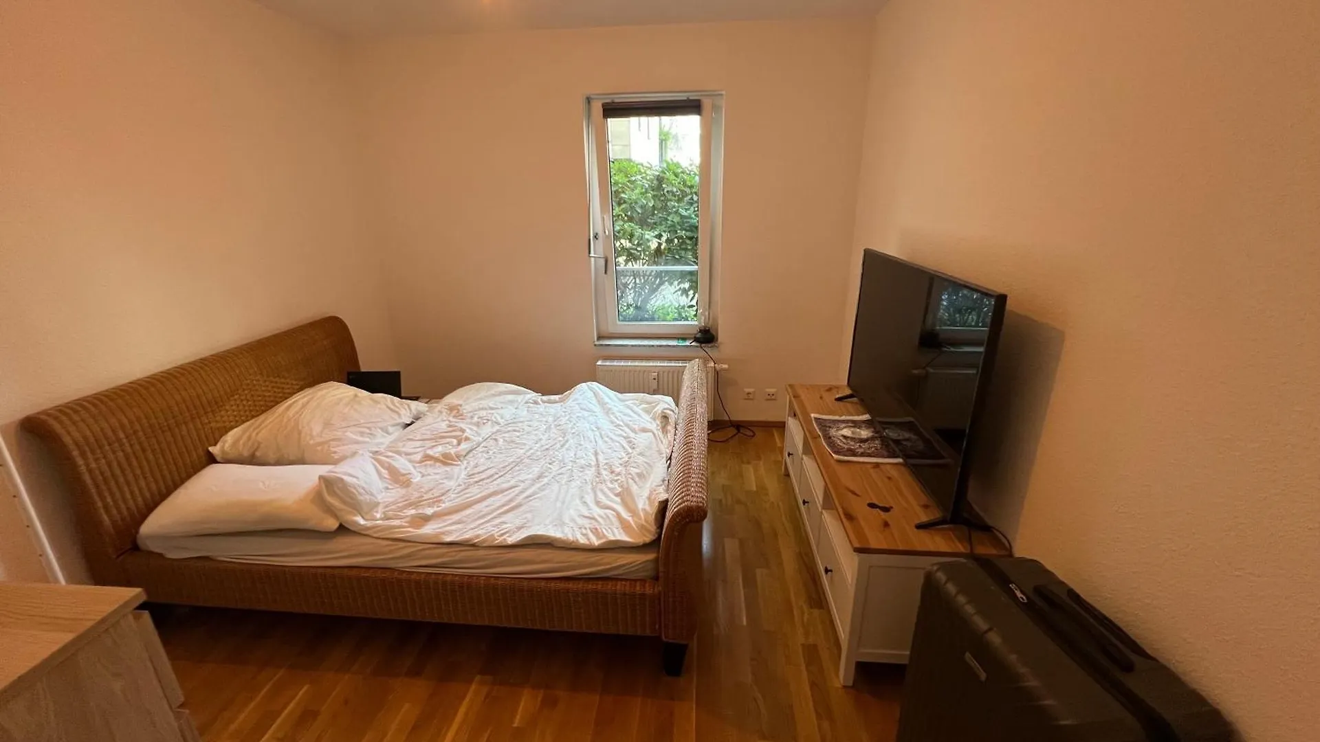 Zentral Gelegen Skyline Plaza Apartment Frankfurt am Main Germany